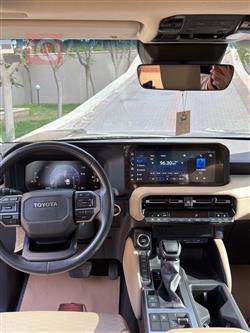 تۆیۆتا لاندكروزر پرادۆ